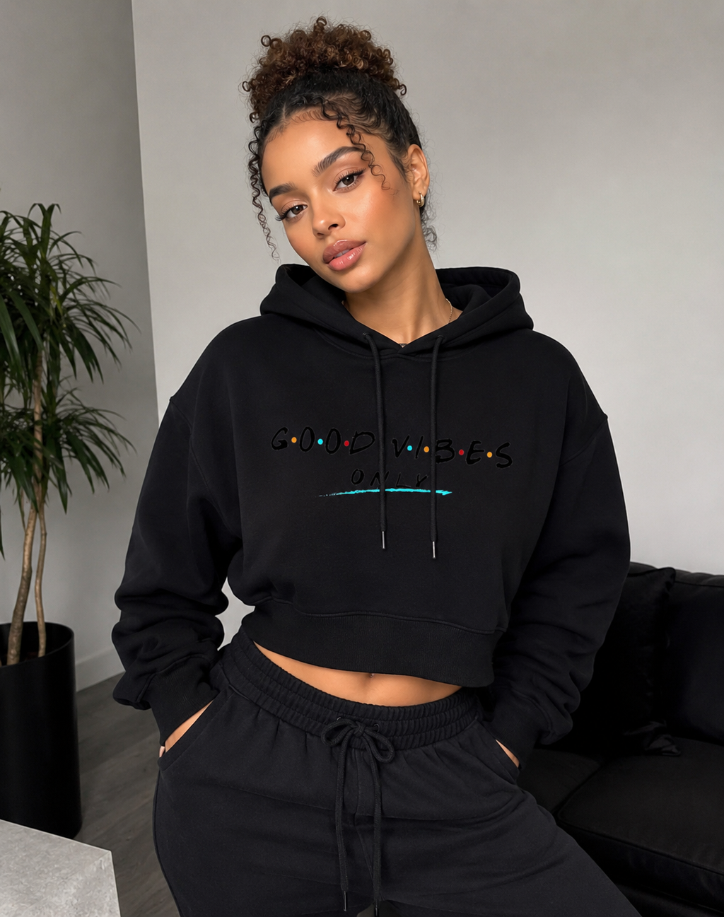Woman’s ‘Good Vibes Only‘ hoodie