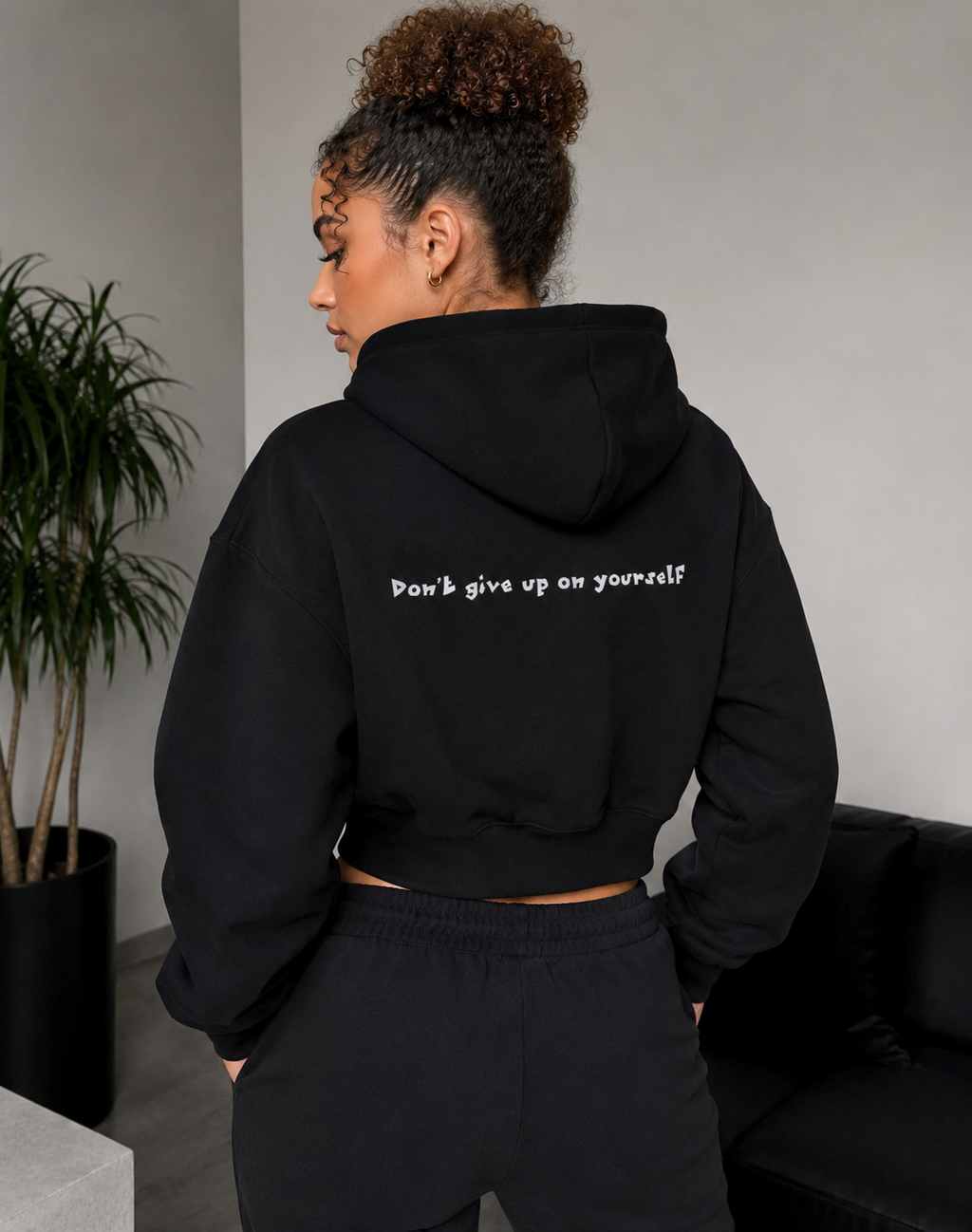 Woman’s ‘Good Vibes Only‘ hoodie
